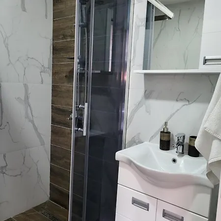 Apartman J72 Ostrovo